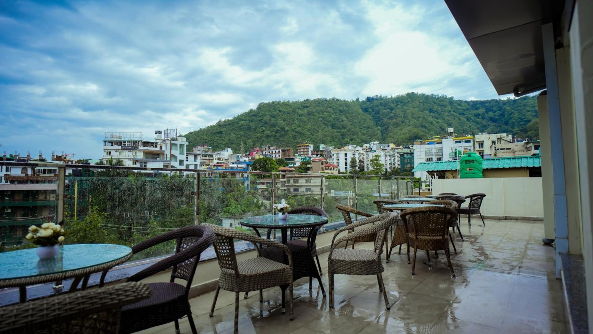 Hotel Lords Valley Rishīkesh Buitenkant foto