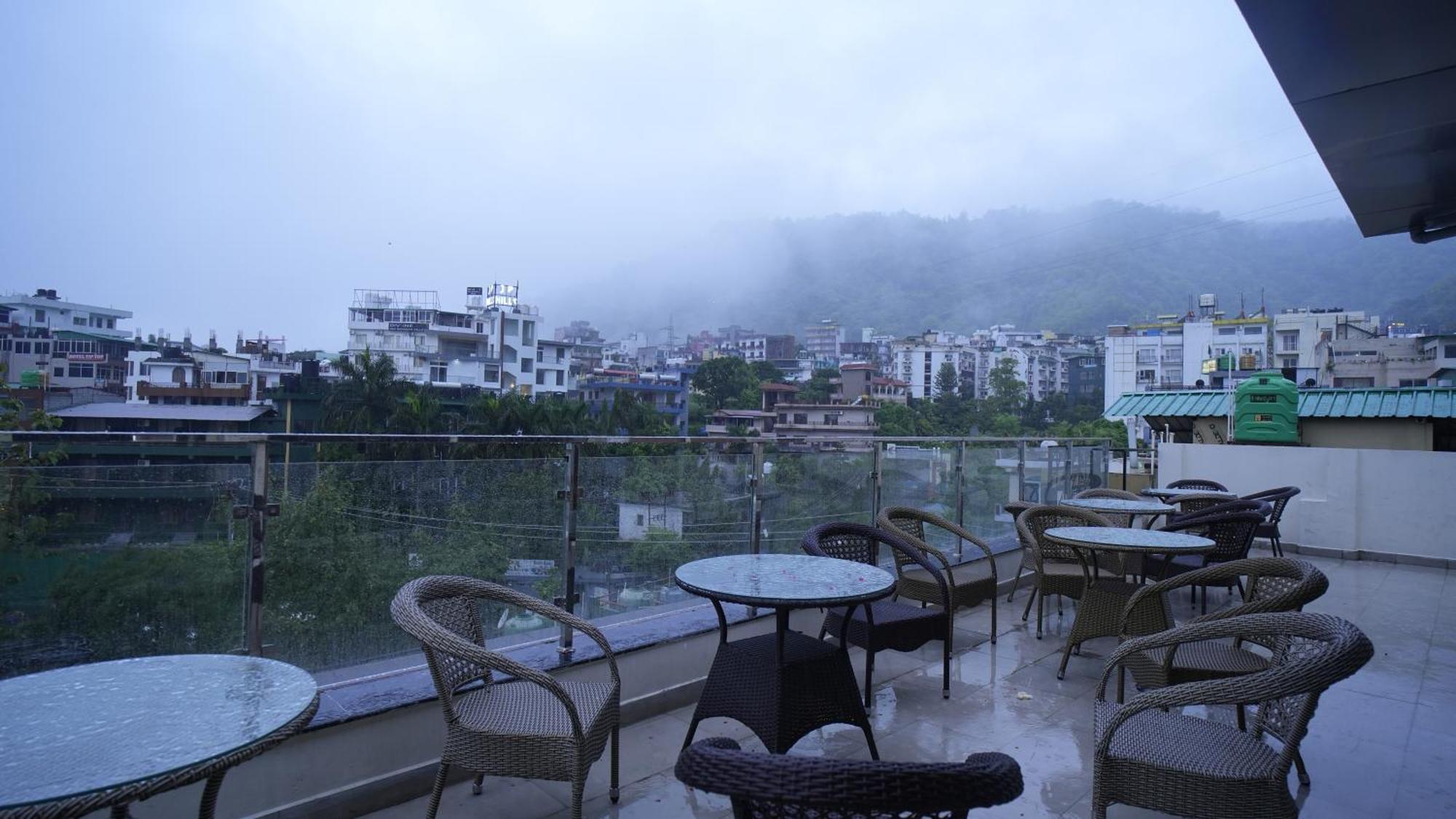 Hotel Lords Valley Rishīkesh Buitenkant foto