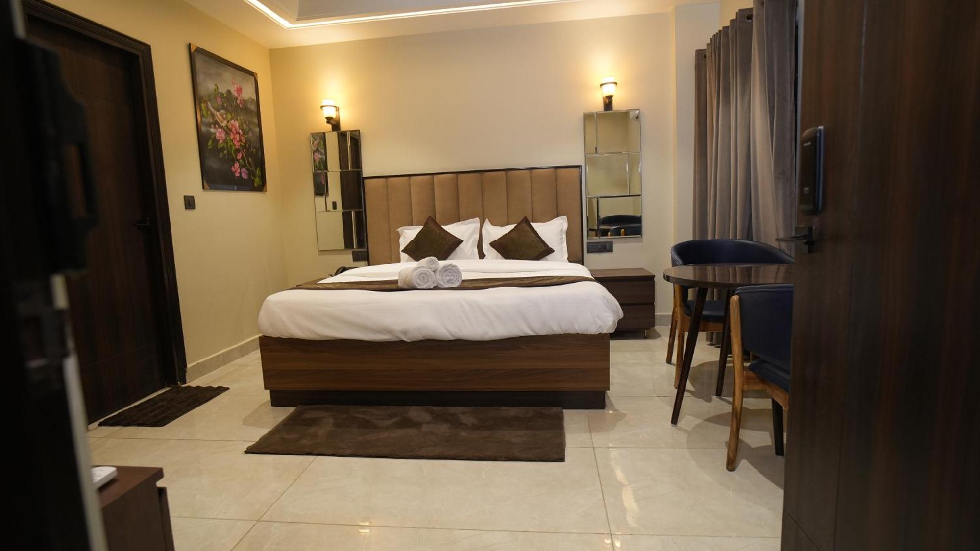 Hotel Lords Valley Rishīkesh Buitenkant foto