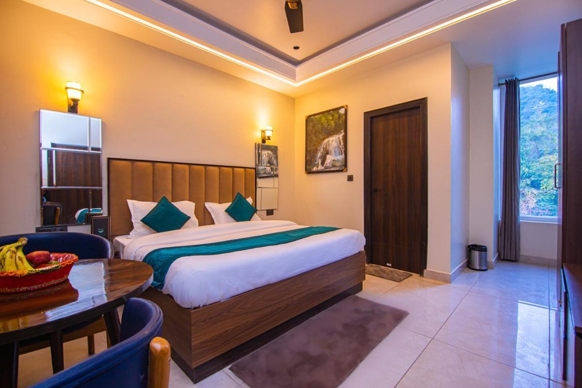 Hotel Lords Valley Rishīkesh Buitenkant foto